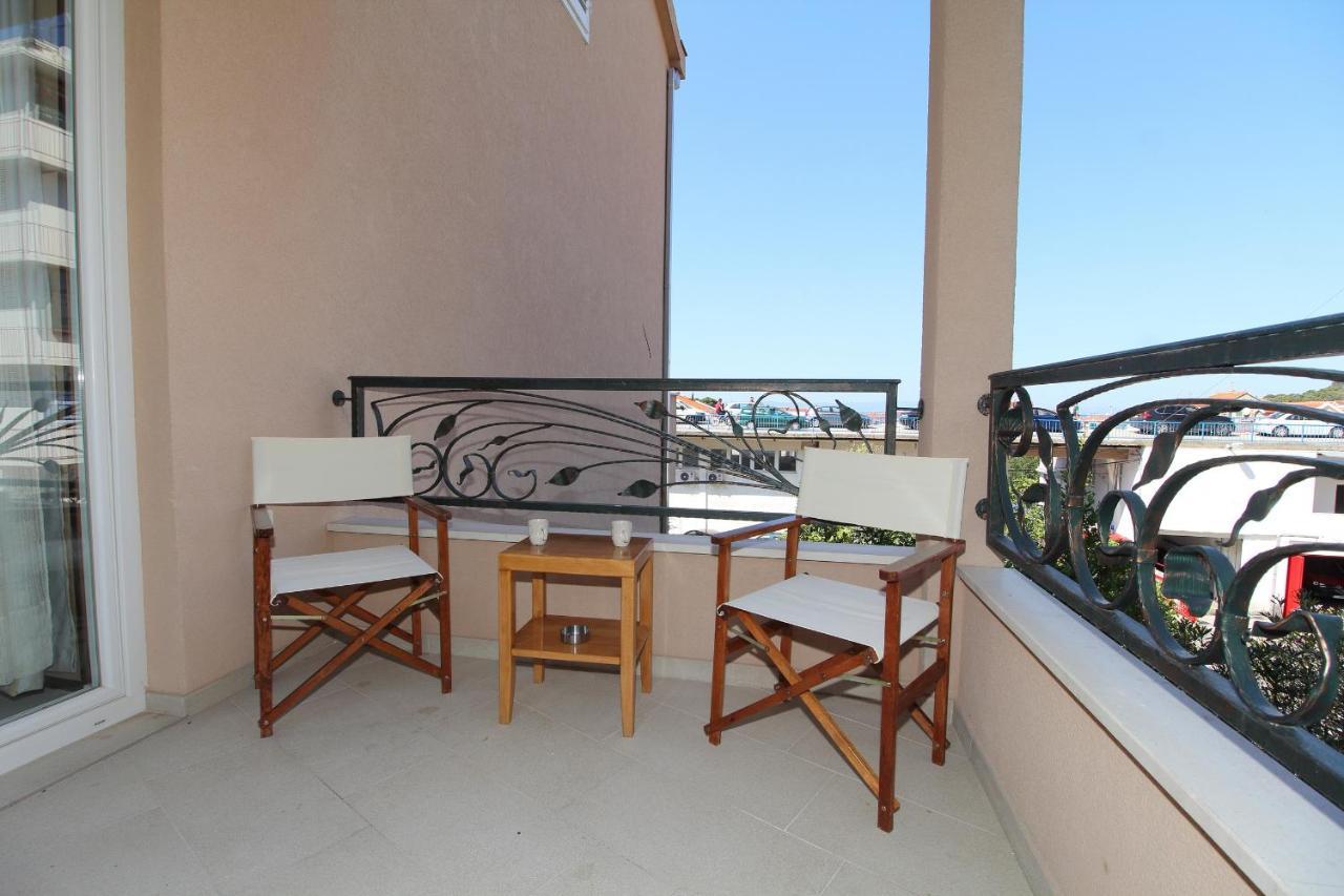 Apartmani Kike Makarska Exterior photo