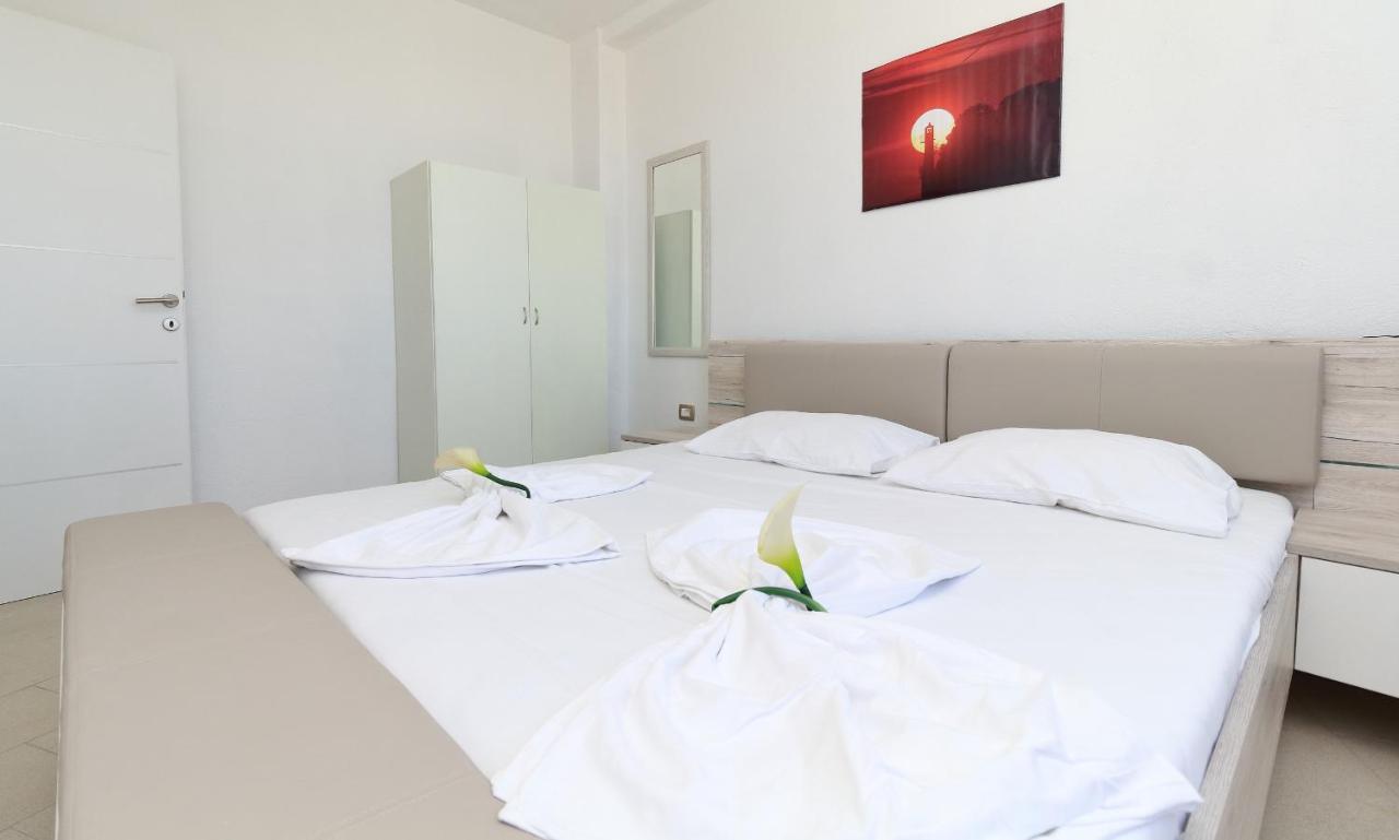 Apartmani Kike Makarska Exterior photo