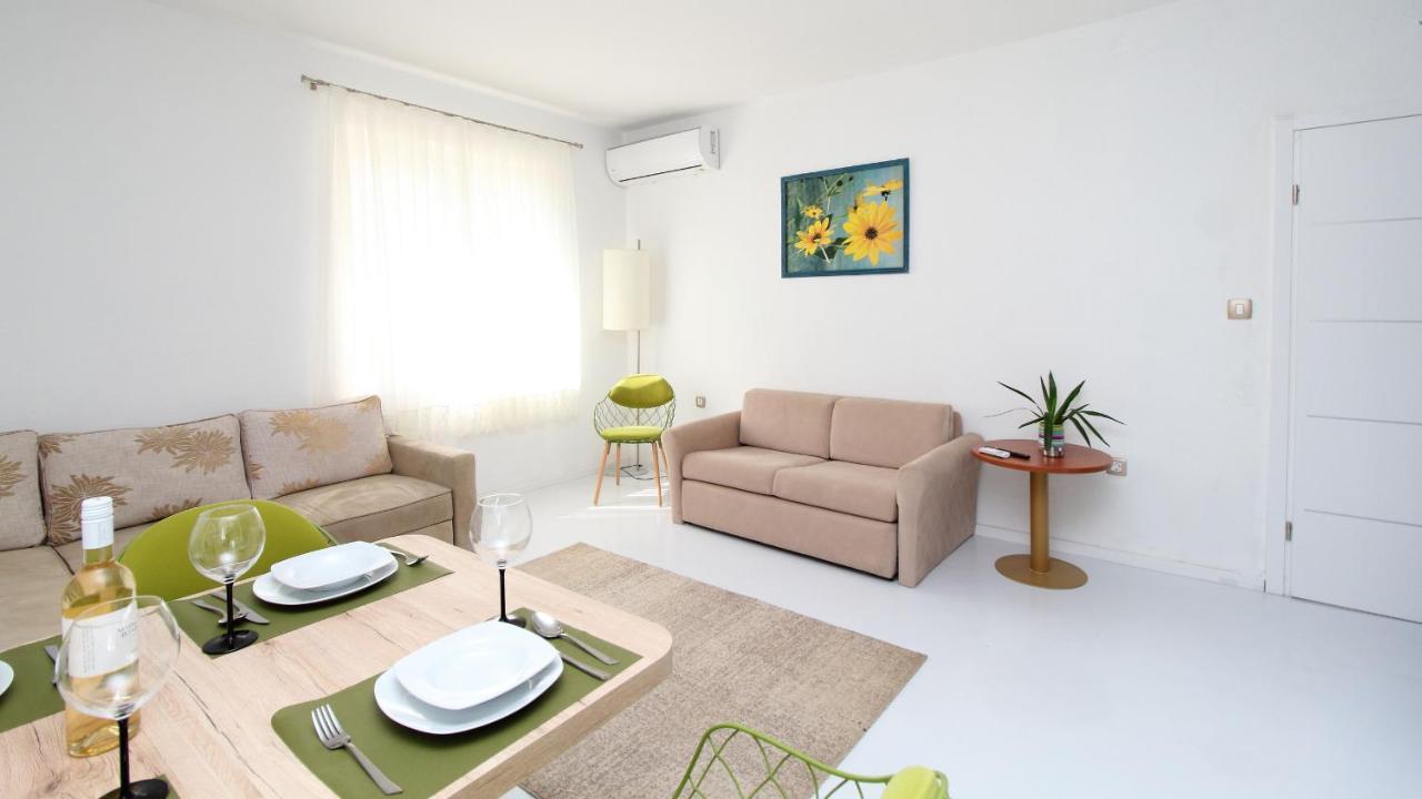 Apartmani Kike Makarska Exterior photo