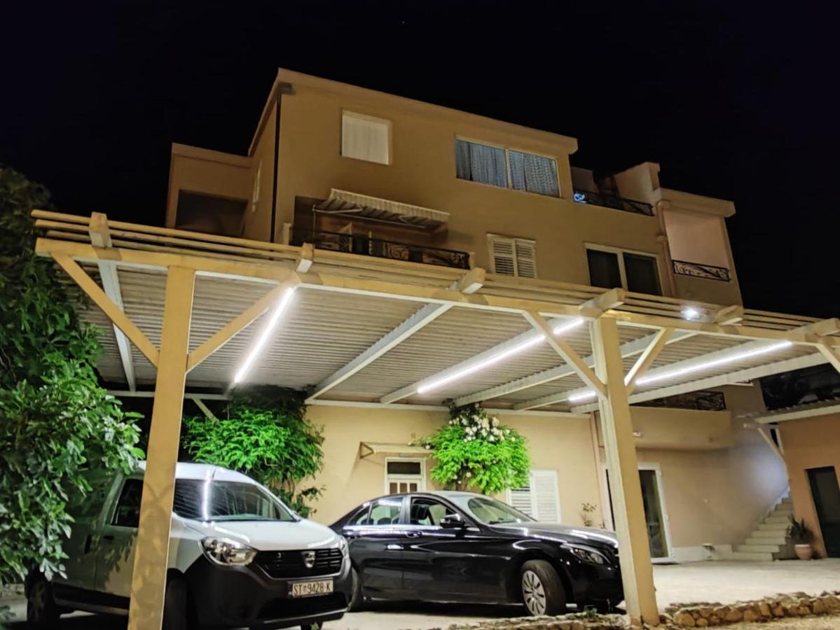 Apartmani Kike Makarska Exterior photo